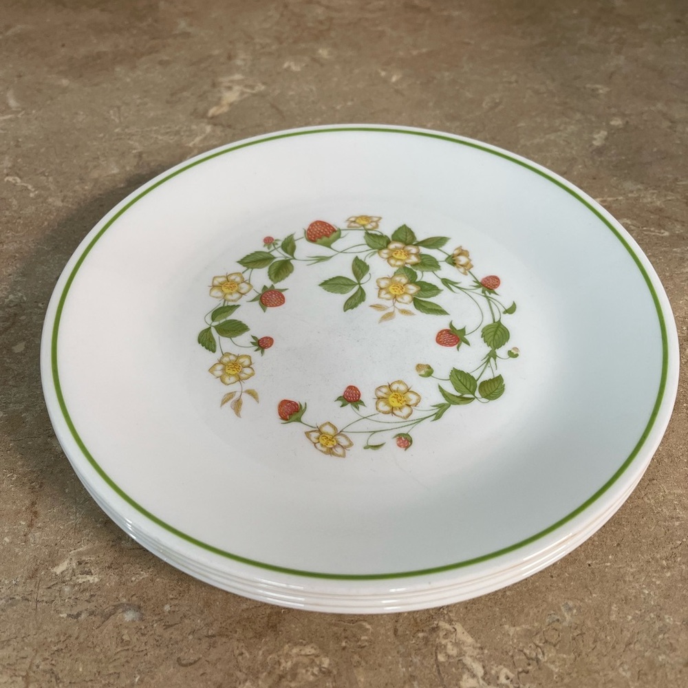 Corelle Strawberry Sundae salad plates
